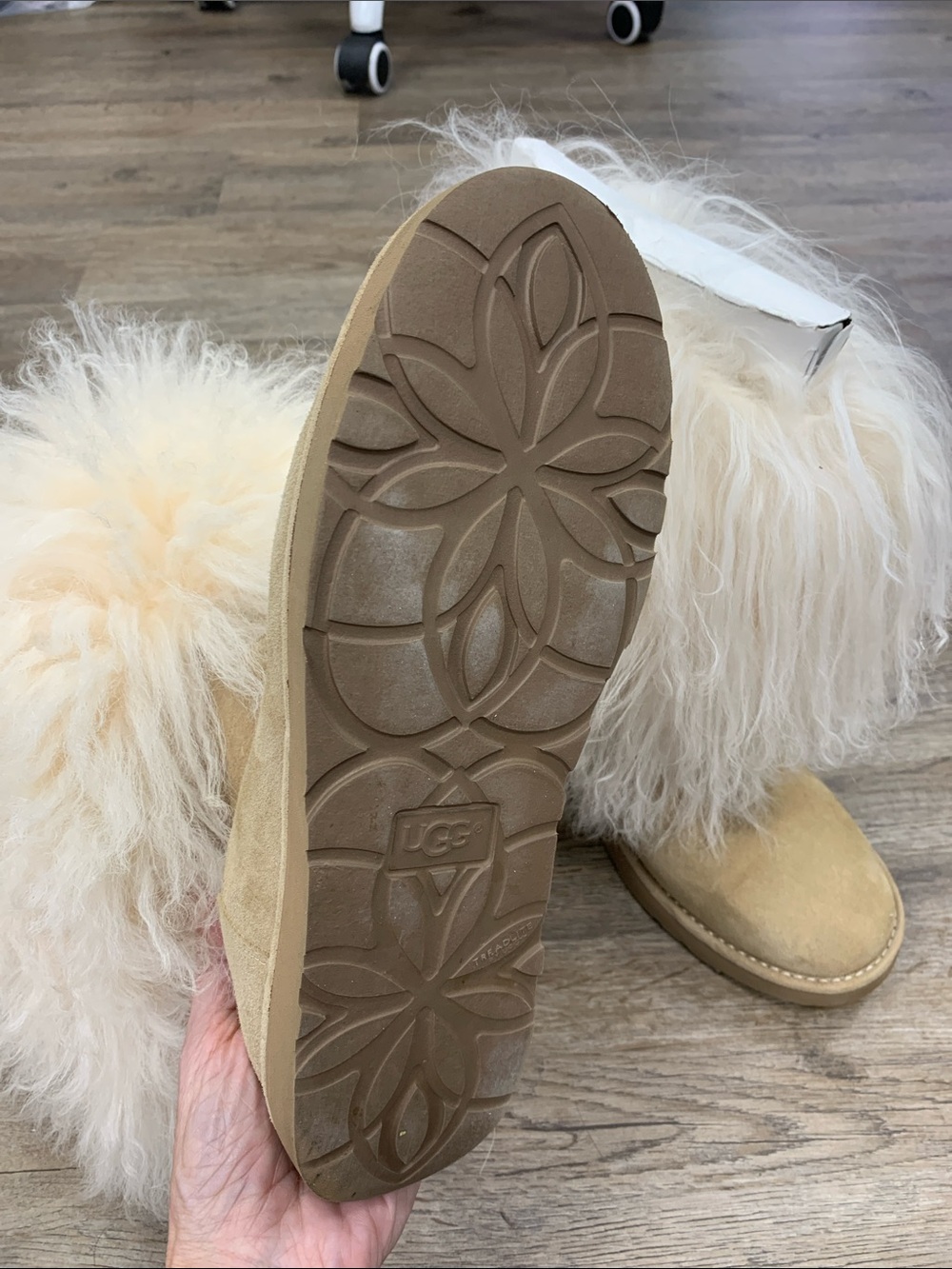 UGG Women's Mongolian Shearling-Trim Slide in Chestnut Tan Size 10